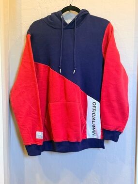 Official/MAN Colorblock Pullover Hoodie in Navy & Red